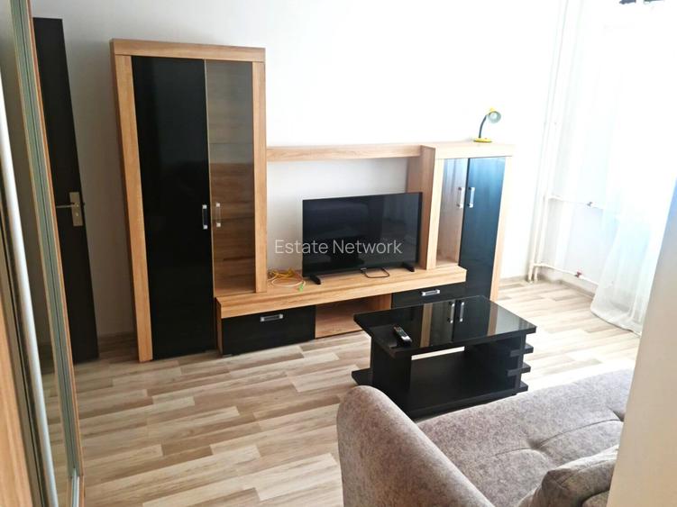 Apartament Cu 2 Camere | Intr. Dr. Iacob Felix | Piata Victoriei - 3