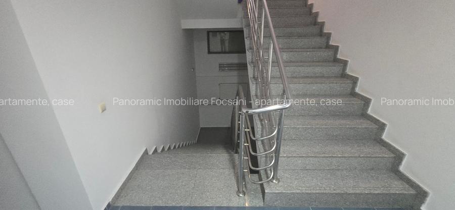 Spatiu comercial(cladire de birouri Focsani) - 3