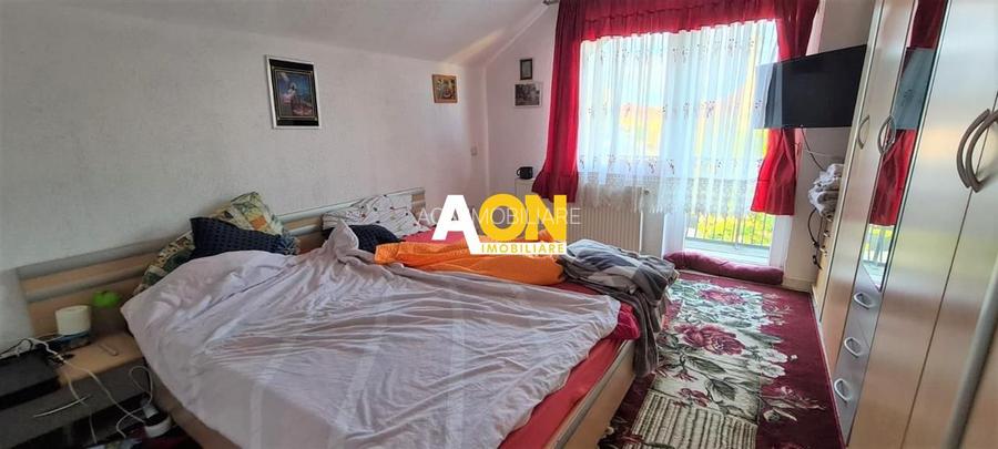 Casa pentru 2 familii, 7 Camere, 2 Garaje, 1500MP Teren - 17