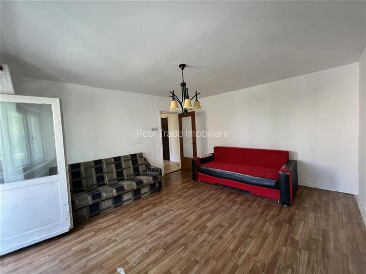 Apartament 2 camere decomandat etaj intermediar Centrul Civic - 3