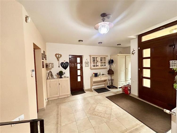 Vila spatioasa de inchiriat – 11 camere – Centrul Civic, Brasov | Ideala locuint - 13