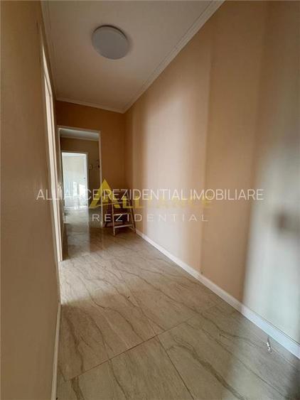 Metrou Aparatorii Patriei 3 camere decomandat - 7