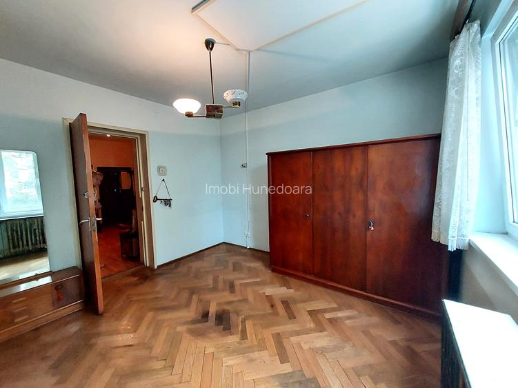Apartament 3 camere, Deva suprafata totala utila 8 – str. Titu Maiorescu, parter - 15