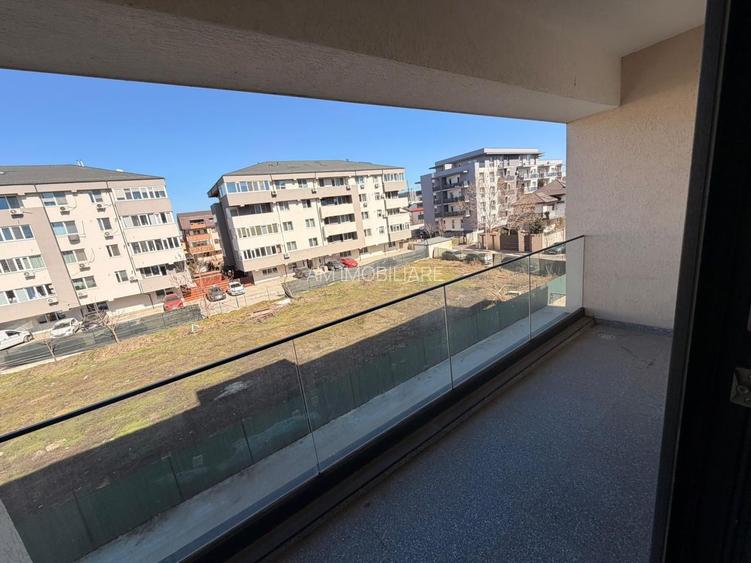 AP. 3 CAMERE, BLOC NOU, CENTRALA PROPRIE, MUTARE IMEDIATA ,COMISION 0% - 3