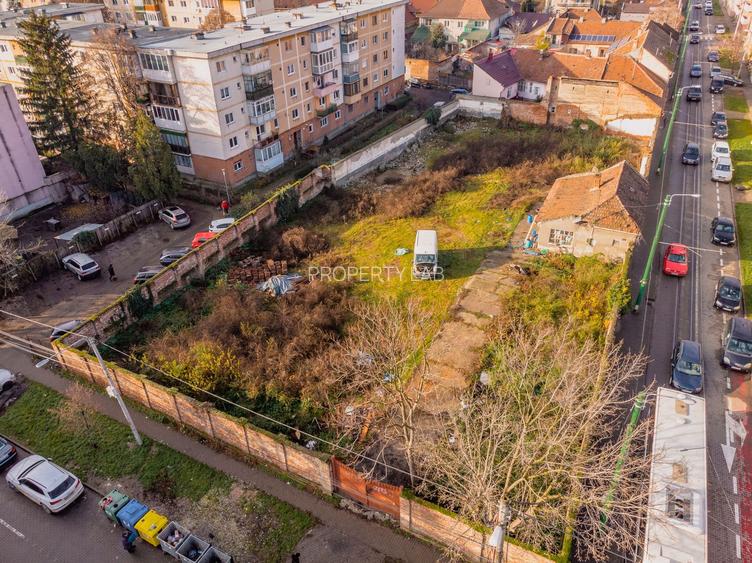 Teren cu PUZ pentru blocuri - 2727 mp - 3