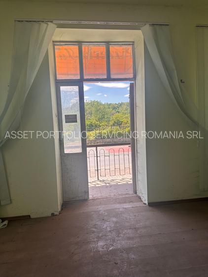 spatiu comercial - COMARNIC - 18