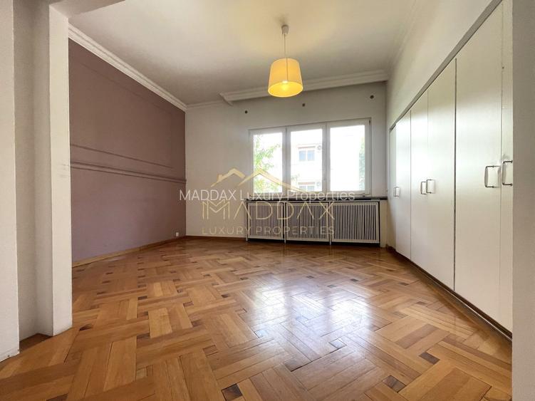 4 rooms ***203 SQM useful*** / 38 SQM terrace + garage / Primaverii - 23