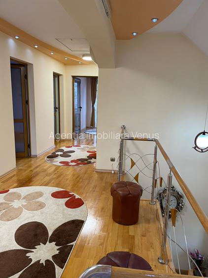 Casa cu etaj zona Piata Mare - 5