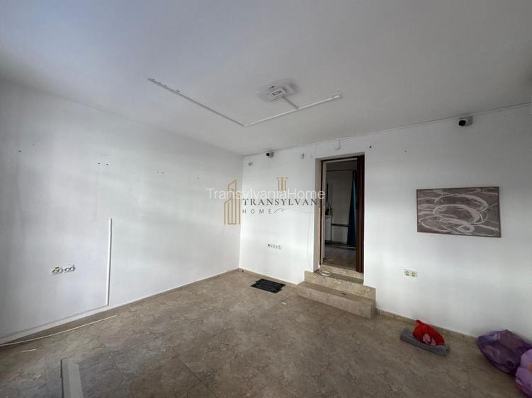 Spațiu comercial de închiriat în zona istorică cu vad pietonal - 4