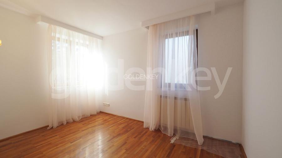 Vila individuala cu 7 camere | piscina | 1000mp teren - 16