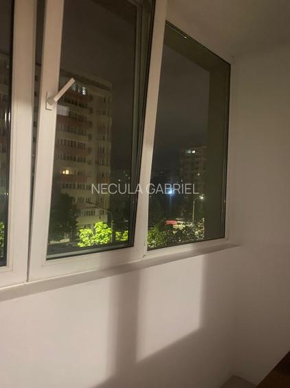 Proprietar, Inchiriez 2 camere B-dul Chisinau - stradal / 5 minute Mega Mall - 7