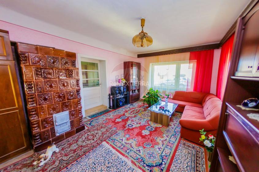 DE VANZARE Oportunitate rară proprietate cu 2 case zona Ulmeni - 22