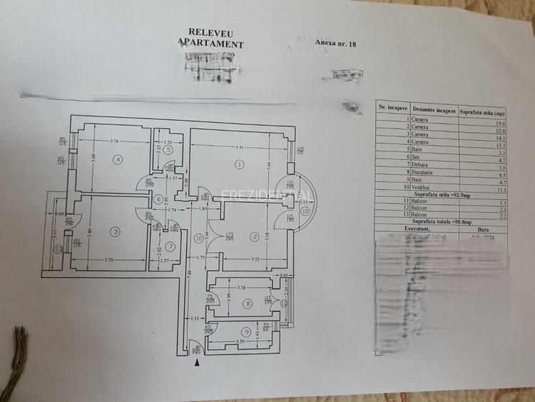Apartament spatios -4 camere-decomandat-Bulevardul Unirii –Palatul Parlamentului - 10