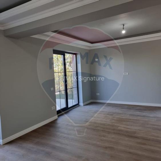 DE VANZARE Vila tip Quadruplex OTOPENI - 22