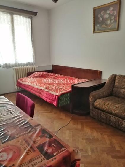 Închiriez apartament spațios,  - 9