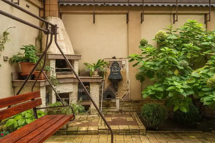 Vila de Lux ideal familie / sediu de firma in zona centrala - 22