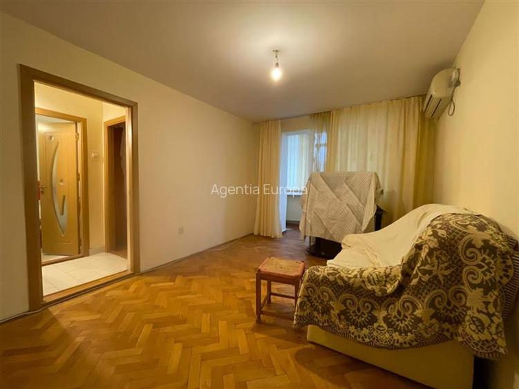 Apartament 4 camere de vanzare zona Alunisului -Tulcea - 2