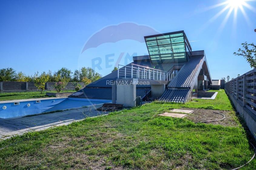 Vilă Futuristă: Eleganță & Inovație la limita pădurii, piscină, 4500mp - 50