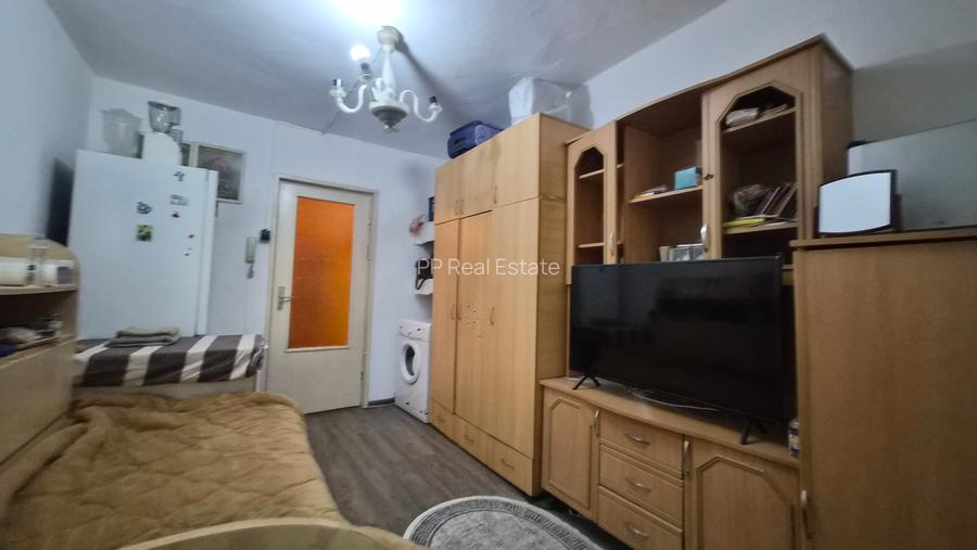 Zona CET - garsoniera et 1 , suprafata 16 mp (mobilata/utilata) - 16