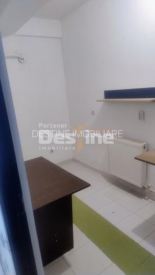 Vand apartament 2 camere 55000 euro+loc de parcare inclus - 4