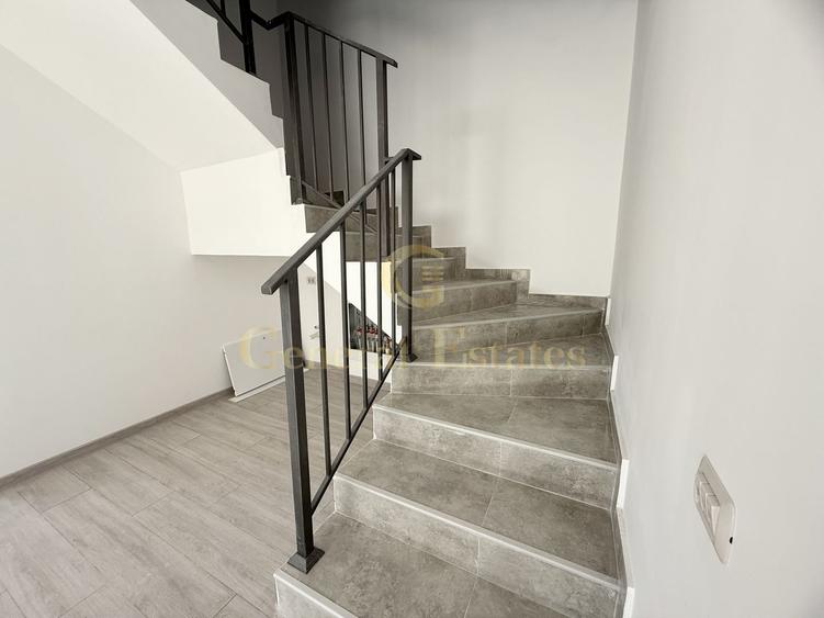 Casă tip duplex de vânzare la Pret de apartament - 10