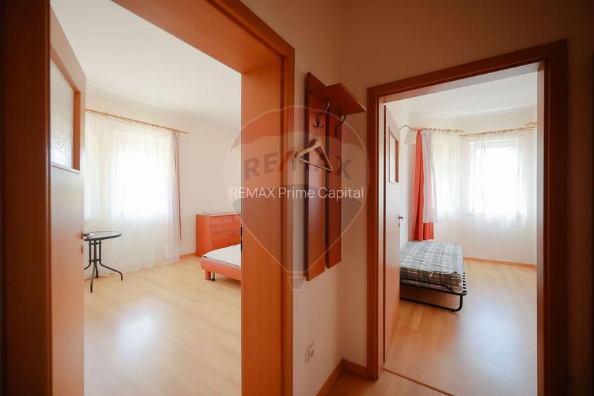 De vânzare pensiune cu restaurant, teren 4.750 mp – Băile 1 Mai - 23
