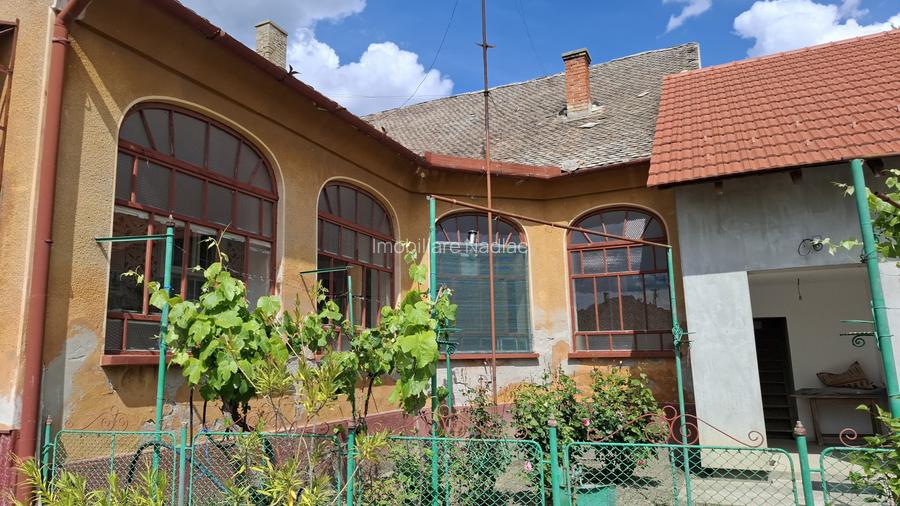 Proprietate rară în Nădlac – Casa ultracentral 7 camere - 3