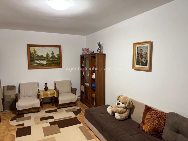 Apartament 3 camere la parter pretabil cabinet - 2