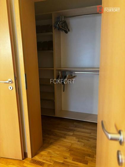 Apartament de vanzare 3 camere decomandat,  Dumbravita - 16