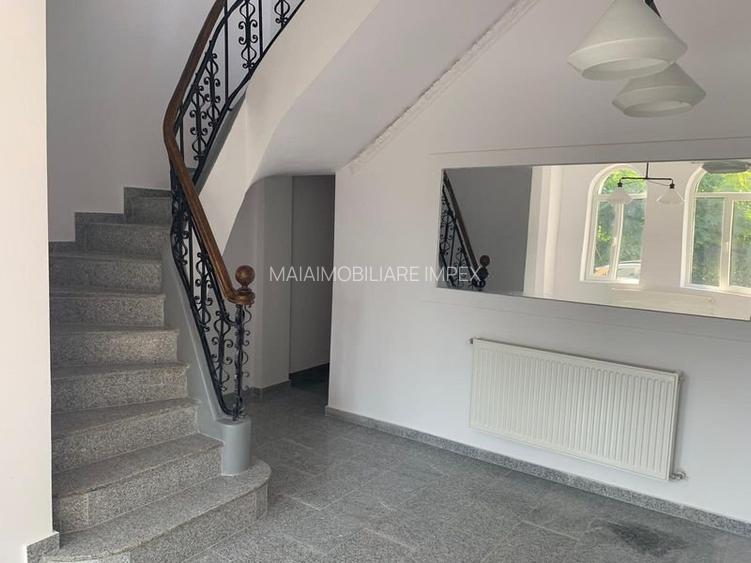 Casă cu 7 camere în Ștefan cel Mare - 2