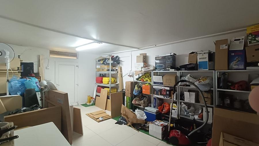 Spatiu de birou la casa cu parcari - 7