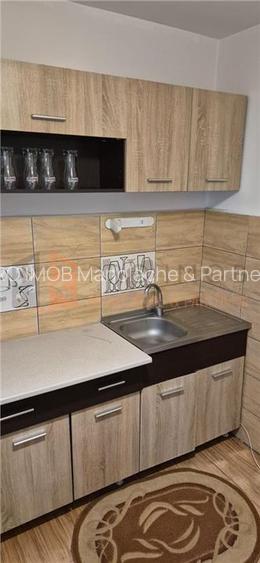 Apartament 2 camere cf 1 semidecomandat zona Micro 3 - 8