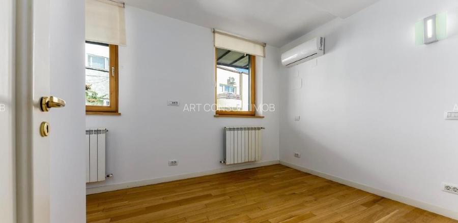 Apartament in vila | Spatiu Birou | 7 Camere | Parcare - 7