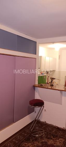 VANZARE GARSONIERA - 4