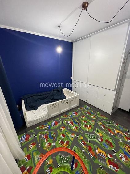 Casa S+P+E+M | 605 mp utili | 10 camere | 3 bucatarii | 4 bai | 3 terase | Garaj - 26