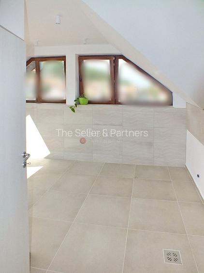 Spatiu birouri central - 16