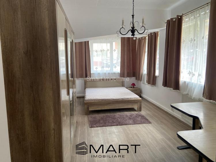 Apartament 3 camere zona Strand 2 - 4