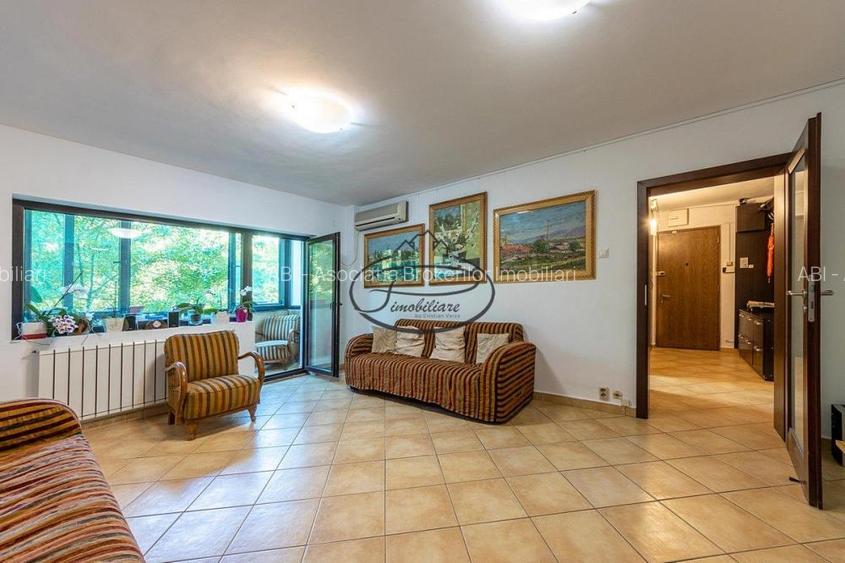 Aviatiei, apartament 4 camere, decomandat   loc ADP - 2