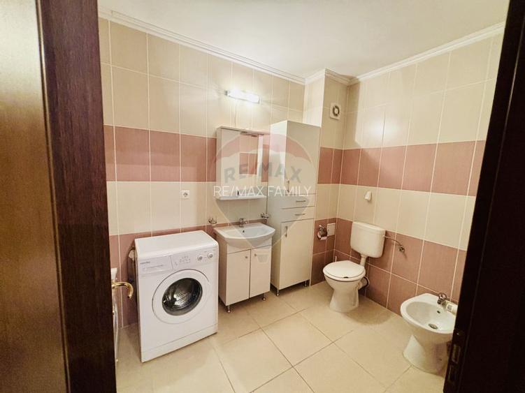 Apartament cu 3 camere de închiriat în zona Nufarul - 10