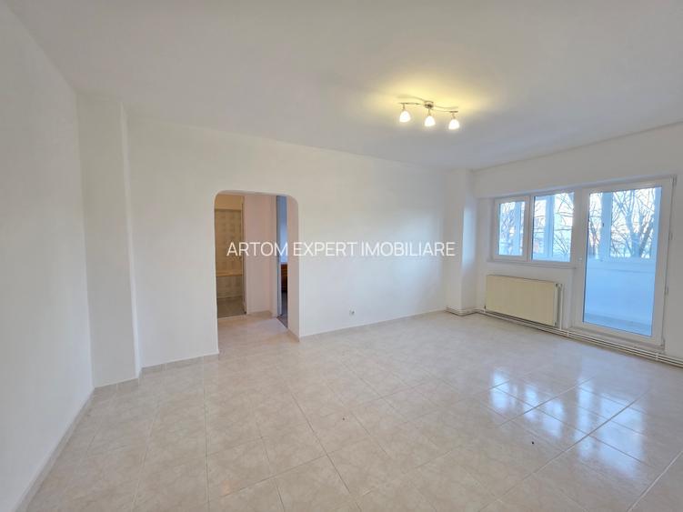 3 camere Tineretului, etaj 1, centrală proprie, bloc reabilitat - 2