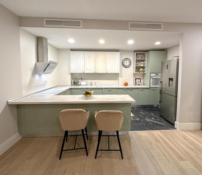 Apartament de Lux 3 Camere - Zona Nord Mobilat și Utilat - Loc de Parcare Inclus - 7