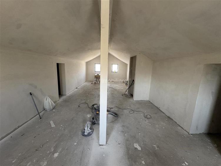 VILA BRAGADIRU TOATE UTILITATILE PRELUNGIREA GHENCEA -ALUNULUI CIRESARI - 18