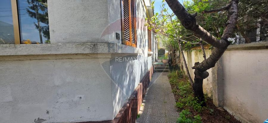 Casa interbelica de vanzare metrou 1 Mai, cu potential - 5