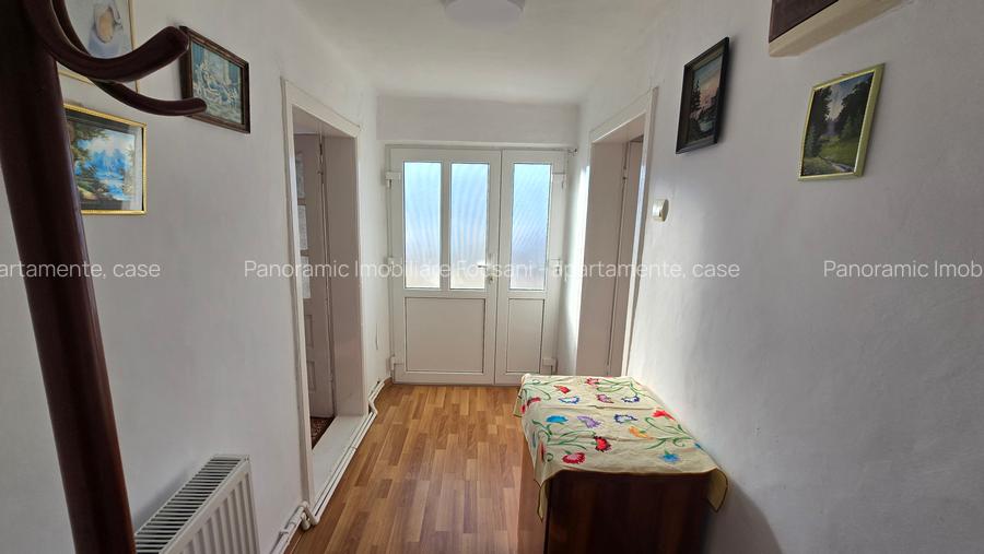 Casa de vanzare Focsani, strada Odobesti - 16