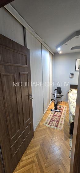 Vanzare apartament decomandat 3 camere 1 Decembrie / Titan / Ozana - 4