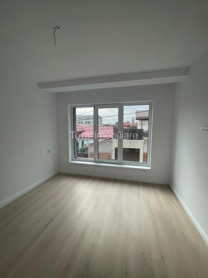 case individuale cuplate de vânzare în zona centrala str. Paltinis - 8