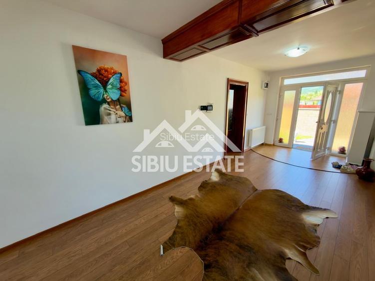 Casa Spectaculoasa Semipasiva cu teren de 1.000 mp.de vanzare in Orlat - 9