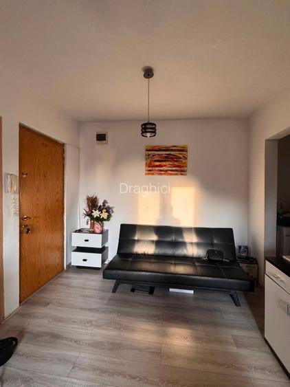 Proprietar închiriez apartament  - 7