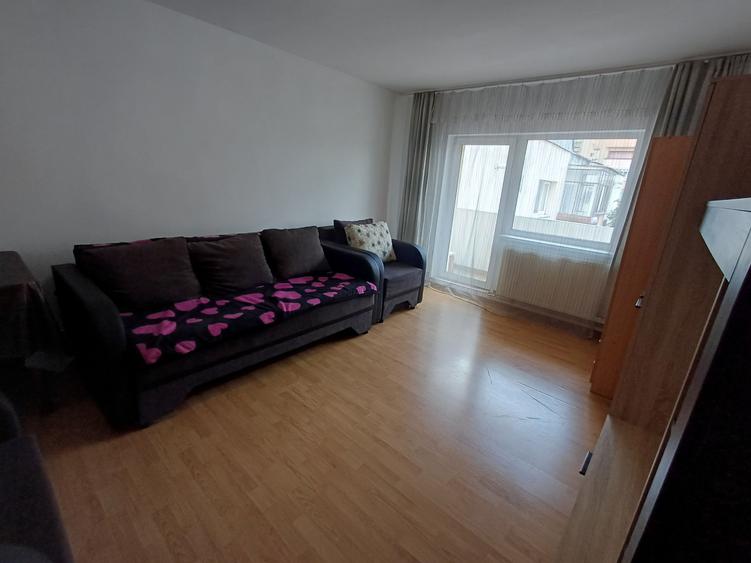 Închiriere ap.3 camere  2 bai, cart .Mărăști