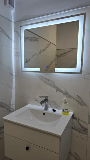 Penthouse 2 camere + birou, terasă, bloc nou, parcare – Craiovei